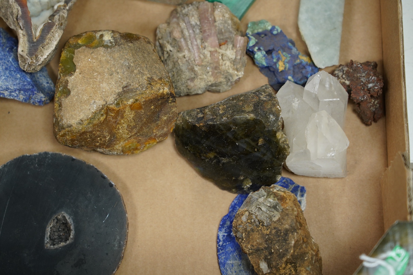 A quantity of assorted rocks and minerals including malachite, quartz etc. Condition - fair